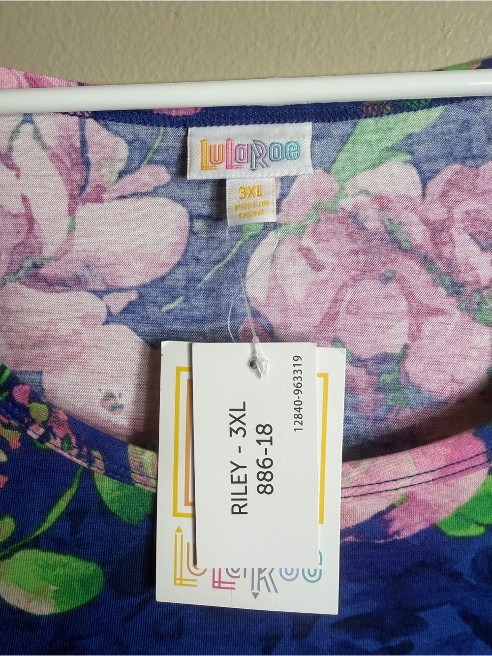 LuLaRoe Riley Dress 3XL NWT Blue Pink Floral Maxi Dress Short Sleeve - Picture 2 of 5